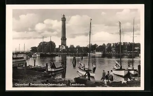 AK Swinemünde-Osternothafen, Hafen mit Leuchtturm