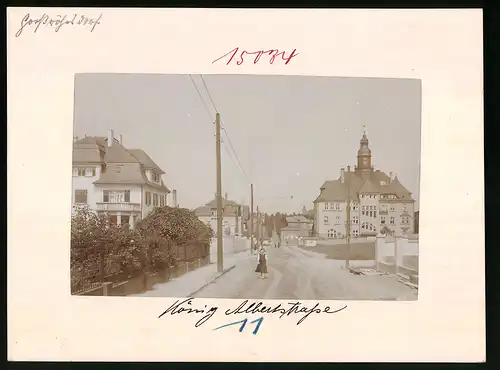 Fotografie Brück & Sohn Meissen, Ansicht Grossröhrsdorf, Albertstrasse mit Wohnhaus