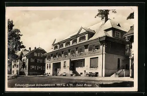 AK Höchenschwand, Hotel Krone mit Strassenpartie