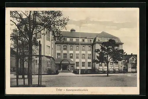 AK Trier, Kunstgewerbeschule