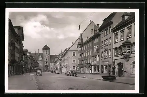 AK Villingen im Schwarzwald, Obere Strasse mit Gasthaus zum Löwen und Gasthaus zum Wilden Mann