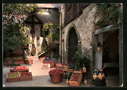 AK Kaltern /Bozen, Restaurant Torggl-Keller, Hofansicht