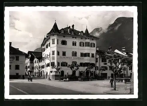 AK Kaltern /Bozen, Gasthof zum weissen Rössl, Aussenansicht