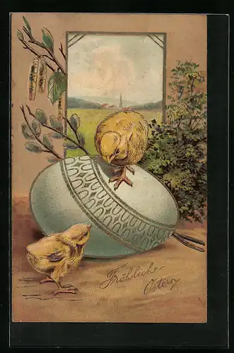 Präge-AK Osterküken mit Osterei und Dorflandschaft