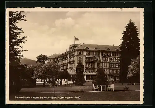 AK Baden-Baden, Hotel Bellevue mit Park