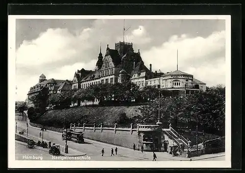 AK Hamburg-St.Pauli, Navigationsschule mit Strassenpartie