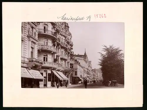Fotografie Brück & Sohn Meissen, Ansicht Marienbad, Obere Kaiserstrasse mit Schneiderei A. Lenz & Hotel Fürstenhof