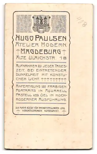 Fotografie Hugo Paulsen, Magdeburg, Alte Ulrichstr. 18, Kleines Mädchen in Tracht mit Haarreif