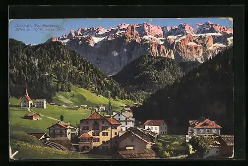 AK Wolkenstein, Teilansicht mit Dolomitenkette