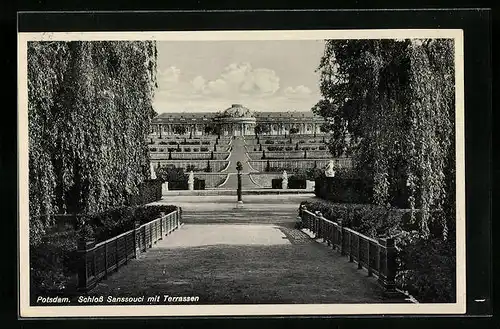 AK Potsdam, Das Schloss Sanssouci mit Terrassen