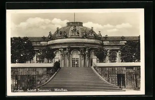 AK Potsdam, Schloss Sanssouci, der Mittelbau