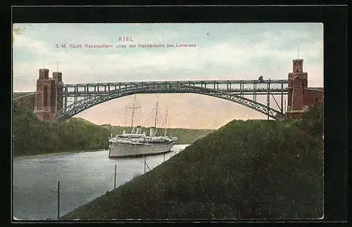 AK Kiel, SM Yacht Hohenzollern unter der Hochbrücke von Levensau