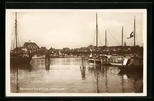 AK Travemünde / Ostsee, Hafenpartie