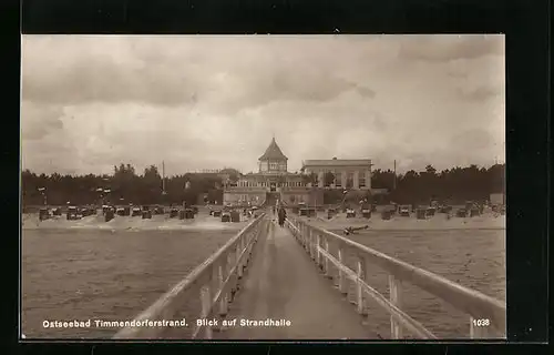 AK Timmendorferstrand / Ostsee, Blick vom Seesteg auf die Strandhalle