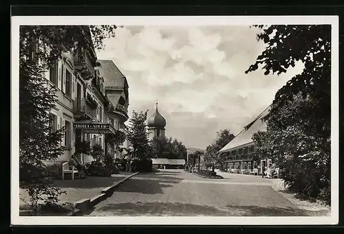 AK Hinterzarten, Hotel Adler mit Kirche
