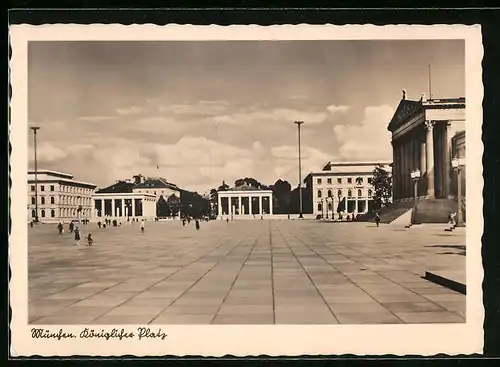AK München, Königlicher Platz