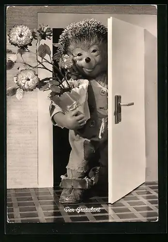 AK Mecki gratuliert mit einem Blumentopf