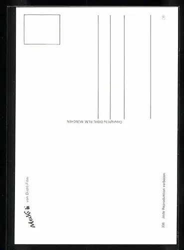 AK Mecki spielt auf der Gitarre für seine Frau