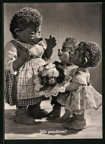 AK Kinder überraschen Meckis Frau mit Blumen, Wir gratulieren!