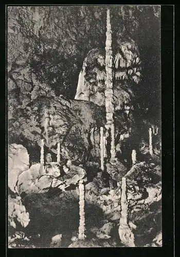 AK Macocha, Partie z jeskyn, Höhle