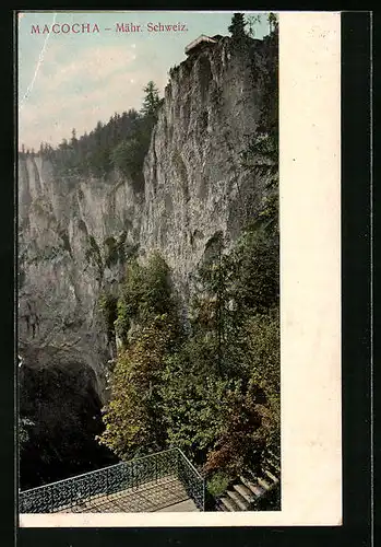 AK Macocha, Aussichtsplattform, Höhle