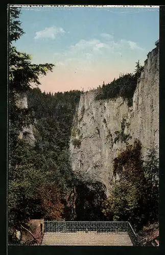 AK Macocha, Der Abgrund Macocha, Höhle