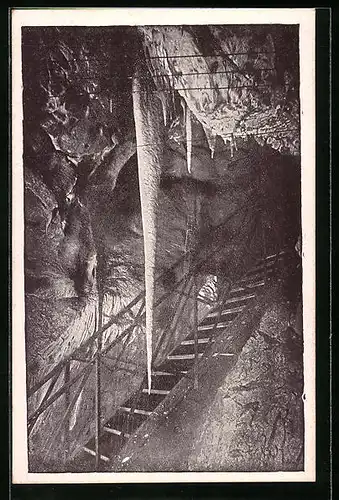 AK Macocha, Punkwa-Tropfsteinhöhlen