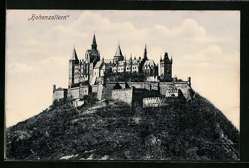 AK Hohenzollern, Blick zum Schloss Hohenzollern