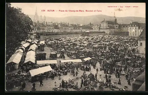 AK Autun, Place du Champ de Mars, Marché et Foire