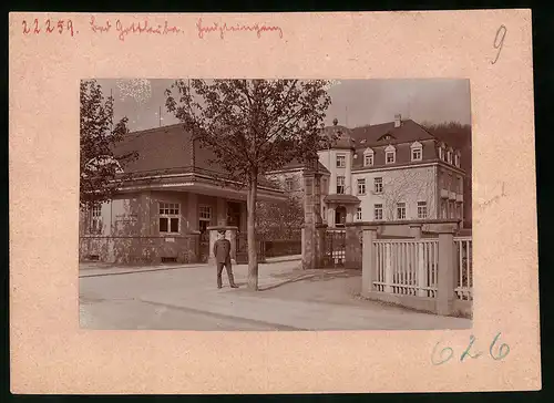 Fotografie Brück & Sohn Meissen, Ansicht Bad Gottleuba, Eingang zur Heilstätte