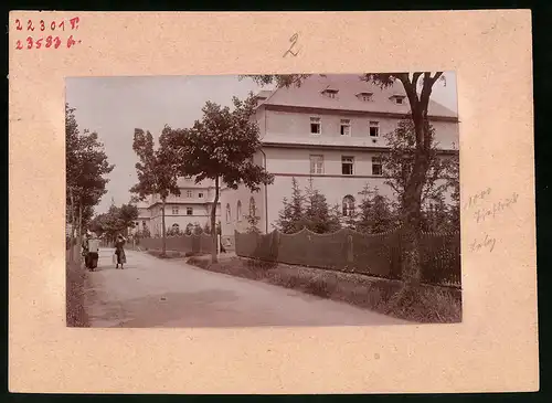 Fotografie Brück & Sohn Meissen, Ansicht Reitzenhain, Strasse am Genesungsheim