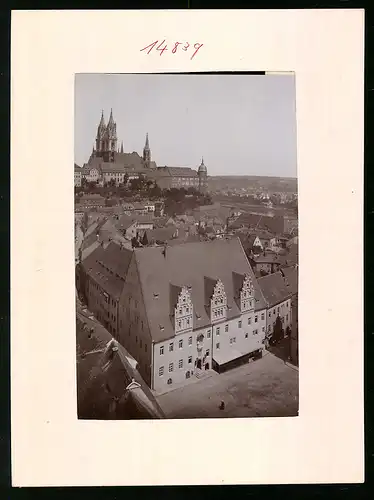 Fotografie Brück & Sohn Meissen, Ansicht Meissen i. Sa., Blick über den Marktplatz & Rathaus zur Albrechtsburg