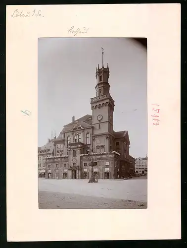 Fotografie Brück & Sohn Meissen, Ansicht Löbau, Marktplatz mit Hotel & Restaurant neben dem Rathaus