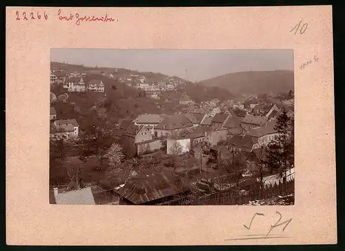 Fotografie Brück & Sohn Meissen, Ansicht Bad Gottleuba, Teilansicht der Stadt mit Blick auf das Kurhaus