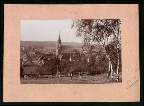 Fotografie Brück & Sohn Meissen, Ansicht Oederan i. Sa., Blick über die Dächer der Stadt im Kirche