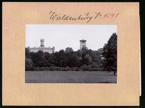 Fotografie Brück & Sohn Meissen, Ansicht Waldenburg i. Sa., Blick auf das Schloss Waldenburg