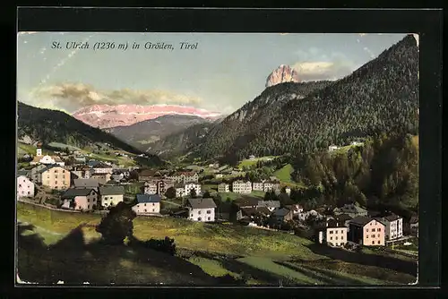 AK St. Ulrich in Gröden, Teilansicht aus der Vogelschau
