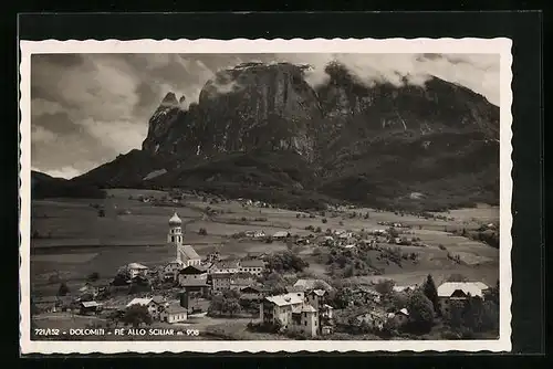 AK Völs a. Schlern, Ortsansicht mit Dolomiten