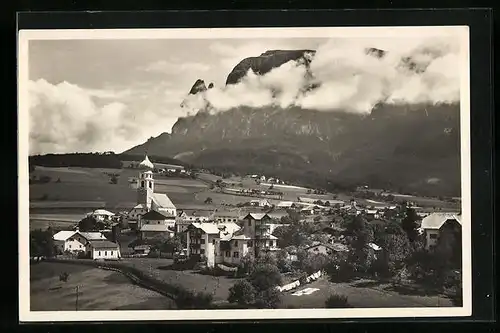 AK Völs a. Schlern, Totalansicht mit Kirche