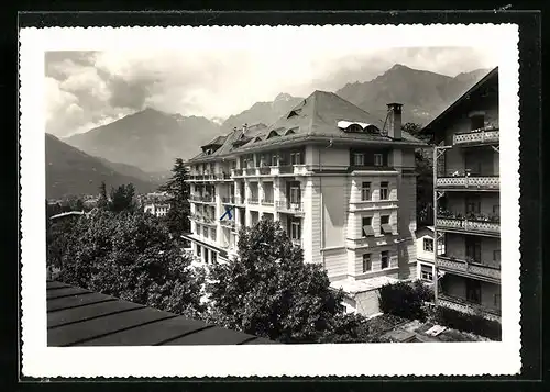 AK Meran, Hotel Regina aus der Vogelschau