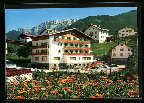 AK Selva di Val Gardena, Hotel Bel Mont mit Bergpanorama