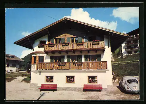 AK Wolkenstein i. Gröden, Garni Everest mit Auto