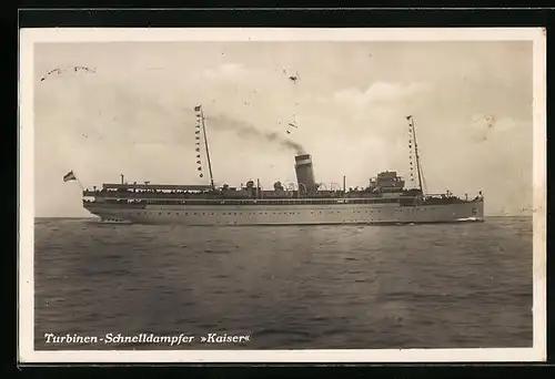 AK Turbinen-Schnelldampfer Kaiser in Flaggengala auf hoher See