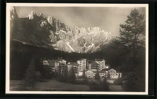 AK Karersee, Hotel Karersee aus der Vogelschau