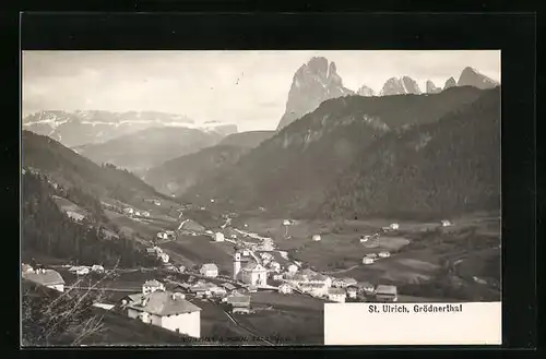 AK St. Ulrich /Grödnerthal, Ortsansicht mit Umgebung