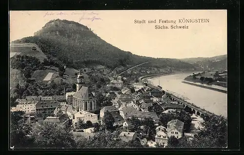 AK Königstein /Sächs. Schweiz, Ortsansicht mit Kirche und Fluss