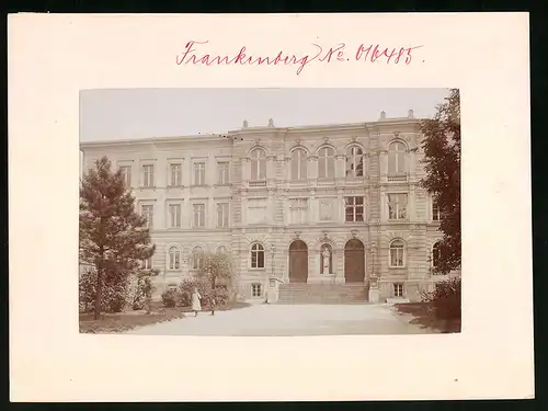 Fotografie Brück & Sohn Meissen, Ansicht Frankenberg, Bürgerschule, Schule, Schulhaus