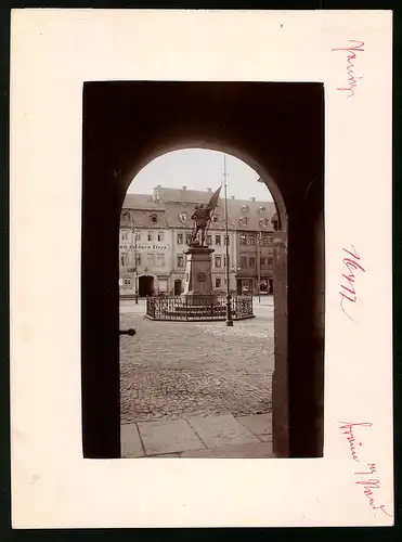 Fotografie Brück & Sohn Meissen, Ansicht Penig, Marktplatz mit Hotel zum goldnen Stern vom Rathaus gesehen
