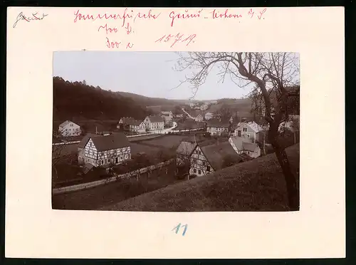 Fotografie Brück & Sohn Meissen, Ansicht Grund-Mohorn i. Sa., Ortsansicht mit Kolonialwarenladen im Zentrum