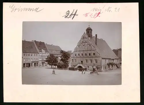 Fotografie Brück & Sohn Meissen, Ansicht Grimma, Marktplatz mit Ladengeschäft Albrecht Teubert, Ratskeller & Rathaus